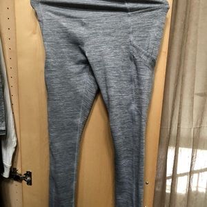Grey activewear leggings